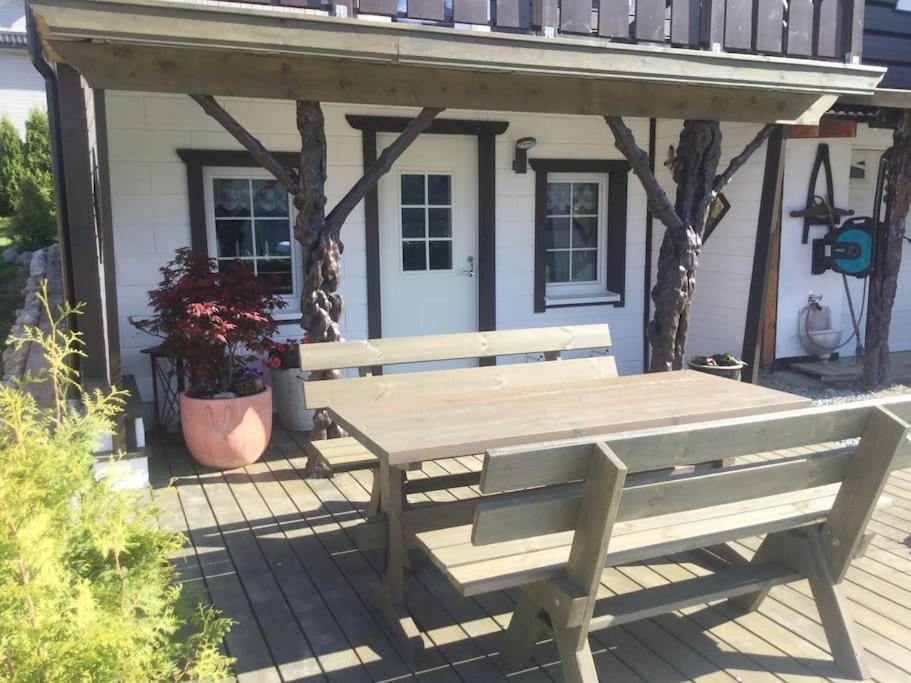 Holiday home Fjordgaestehaus Innfjorden